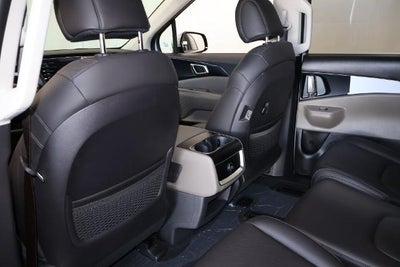 2027 Kia Carnival LXS
