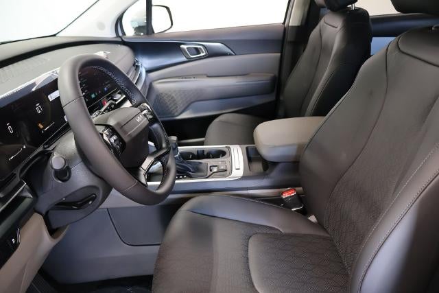 2027 Kia Carnival LXS