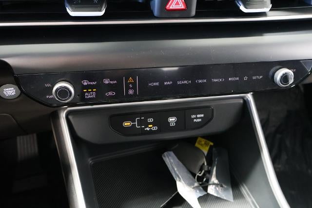 2027 Kia Carnival LXS
