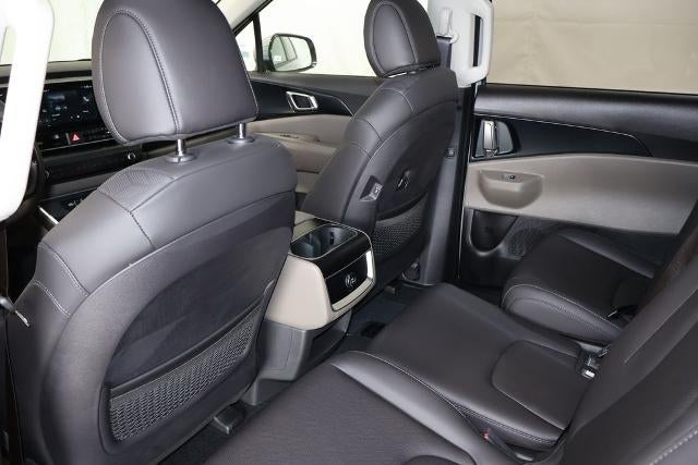 2027 Kia Carnival LXS