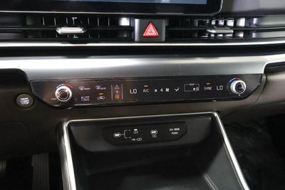2027 Kia Carnival LXS