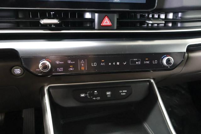 2027 Kia Carnival LXS