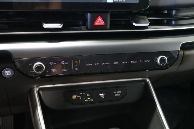 2026 Kia Carnival Base