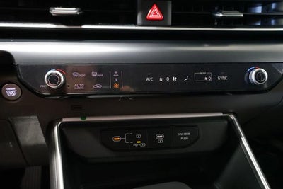 2027 Kia Carnival LXS