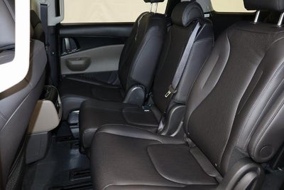 2026 Kia Carnival Hybrid LXS