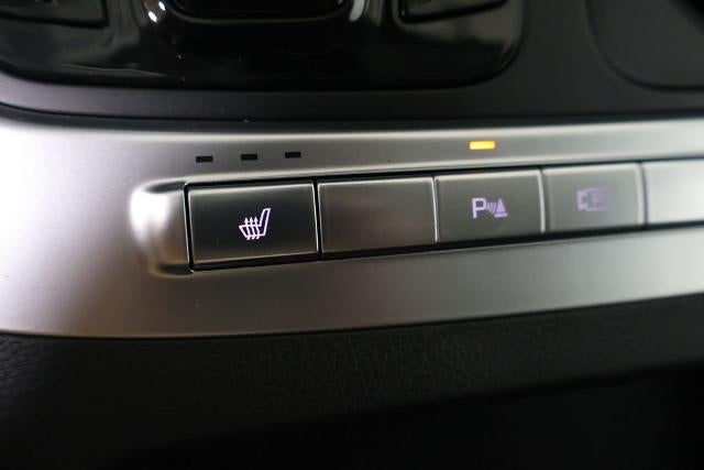 2027 Kia Carnival EX