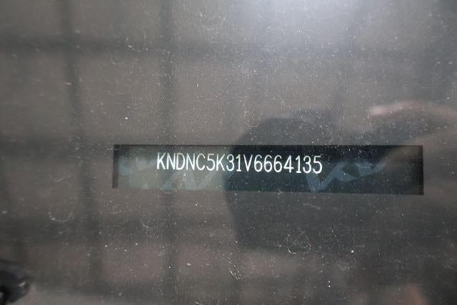 2027 Kia Carnival EX