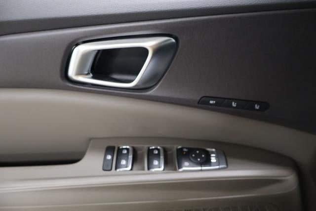 2027 Kia Carnival EX