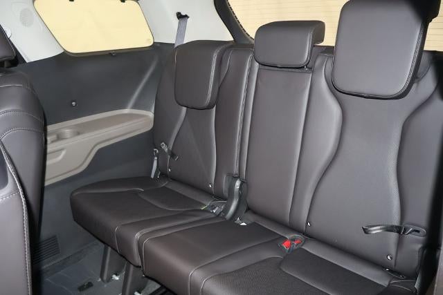2027 Kia Carnival EX