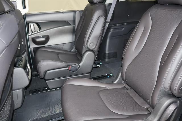 2027 Kia Carnival EX