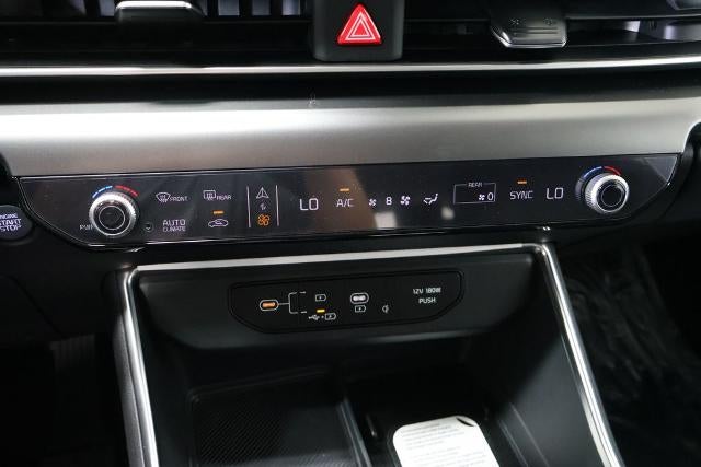 2027 Kia Carnival EX