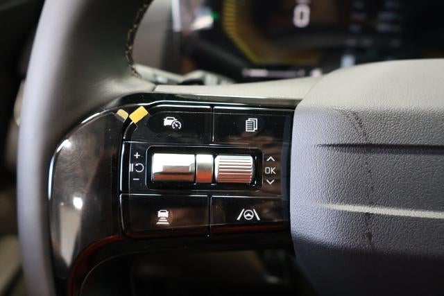 2027 Kia Carnival Hybrid EX