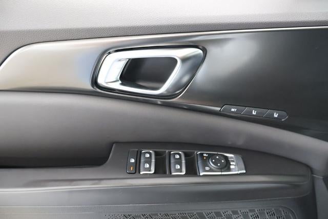 2027 Kia Carnival Hybrid EX