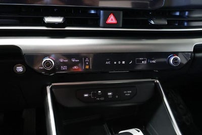 2027 Kia Carnival SX