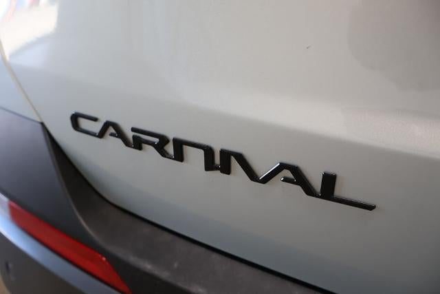 2027 Kia Carnival SX