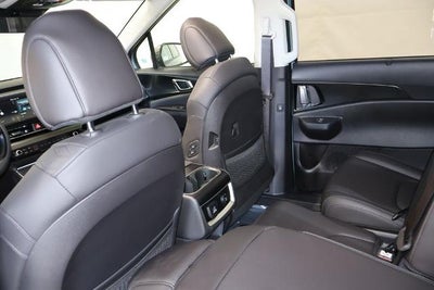2027 Kia Carnival SX