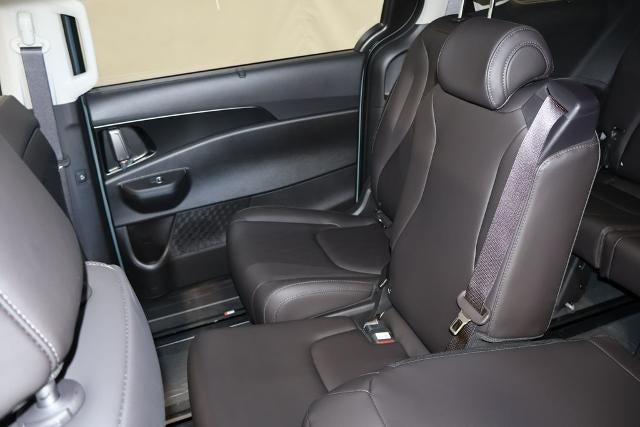 2027 Kia Carnival SX