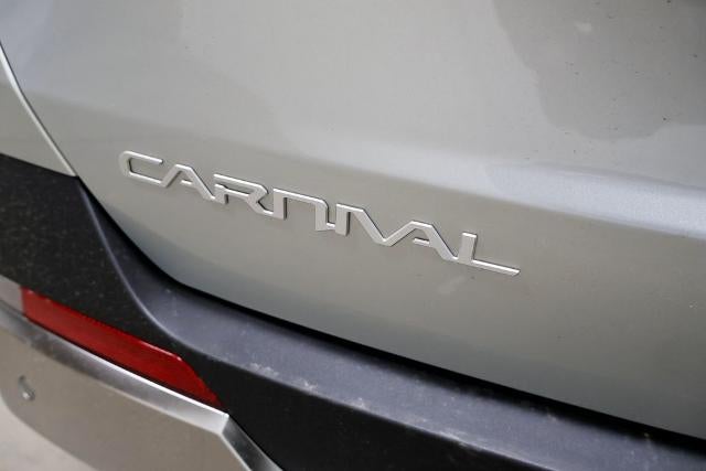 2026 Kia Carnival SX