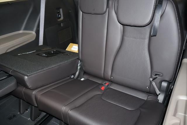 2027 Kia Carnival SX