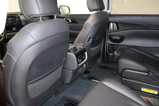 2027 Kia Carnival SX