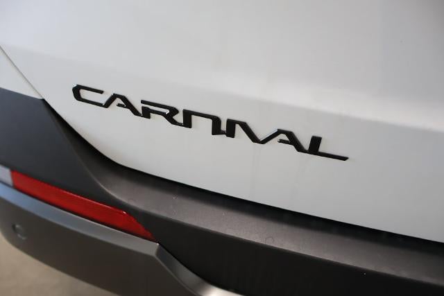 2027 Kia Carnival SX