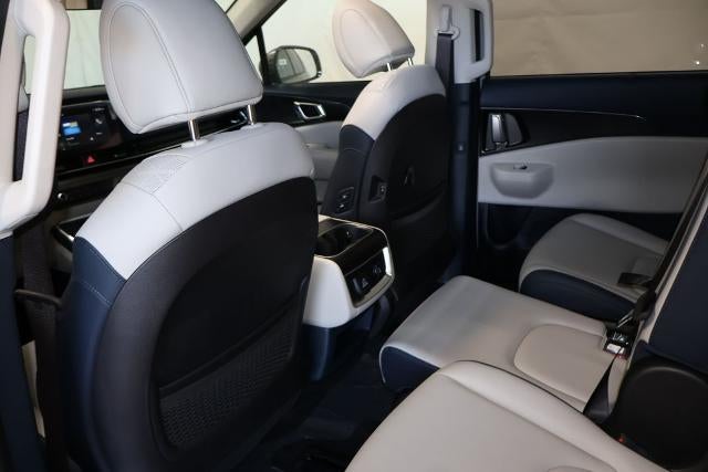 2027 Kia Carnival SX