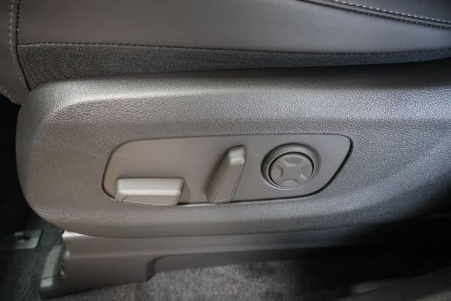 2027 Kia Carnival SX