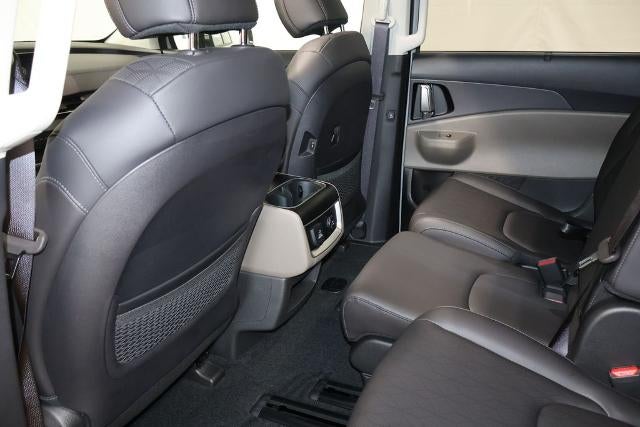 2027 Kia Carnival SX