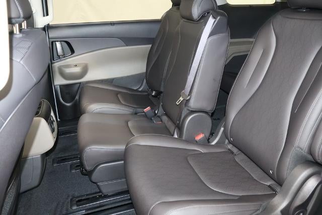 2027 Kia Carnival SX