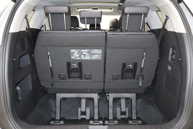 2027 Kia Carnival SX