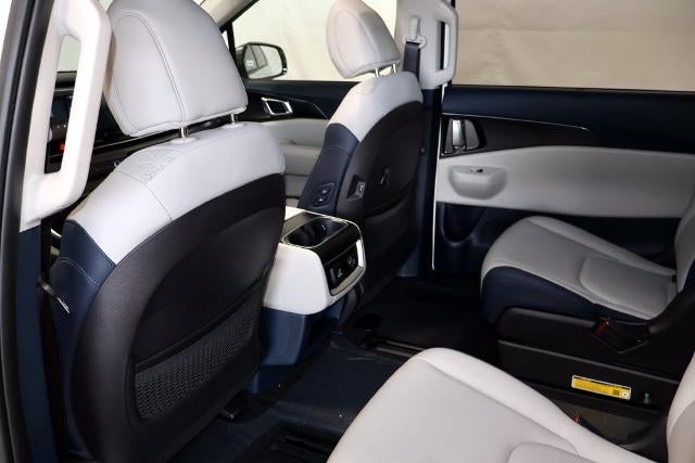 2027 Kia Carnival Hybrid SX
