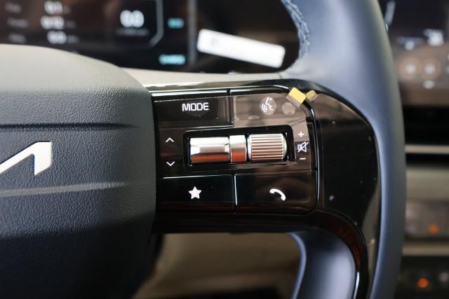 2027 Kia Carnival Hybrid SX