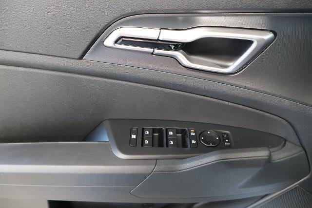2027 Kia Sportage Hybrid LX