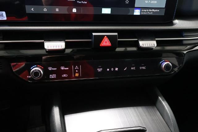 2027 Kia Sportage Hybrid LX