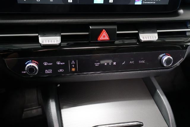 2027 Kia Sportage Hybrid EX