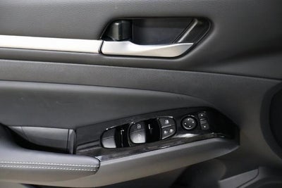 2025 Nissan Altima SL