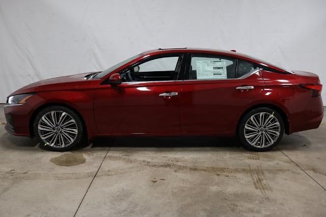 2025 Nissan Altima SL