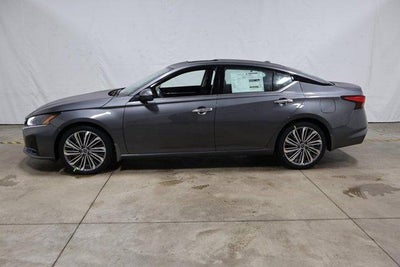 2025 Nissan Altima SL