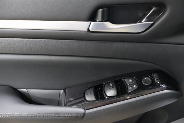 2025 Nissan Altima SL