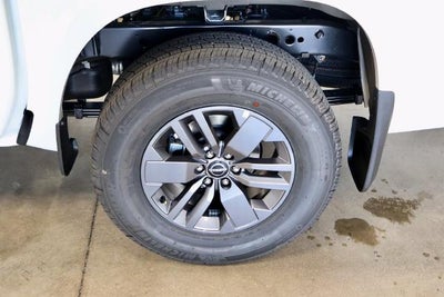 2027 Nissan Frontier SV