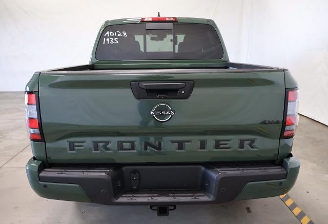 2027 Nissan Frontier SV