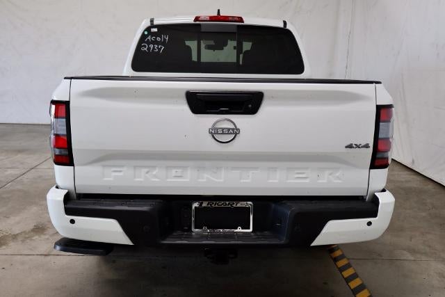 2027 Nissan Frontier SV