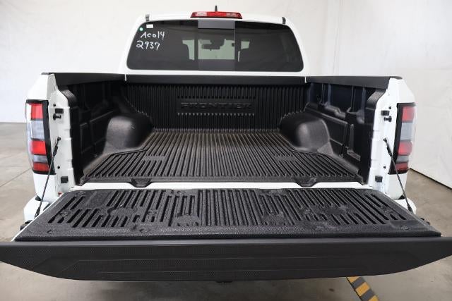 2027 Nissan Frontier SV