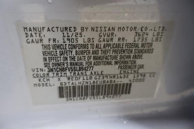 2025 Nissan Versa SR