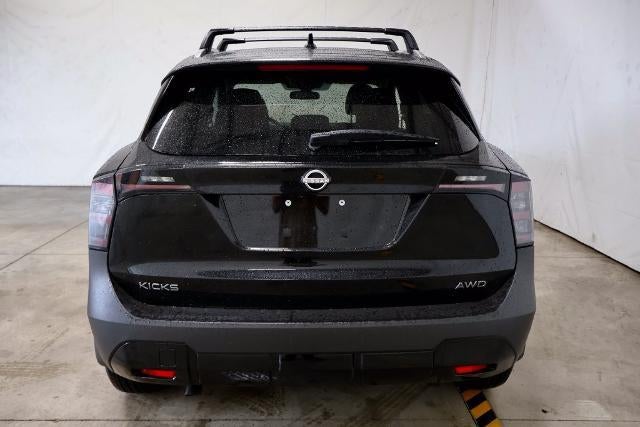 2027 Nissan Kicks SV