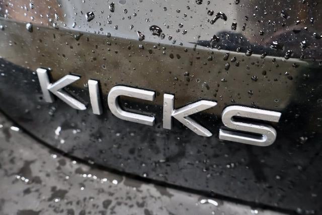 2027 Nissan Kicks SV