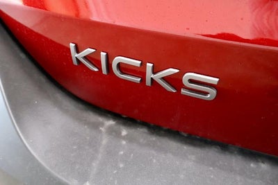 2027 Nissan Kicks SV