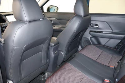 2027 Nissan Kicks SR