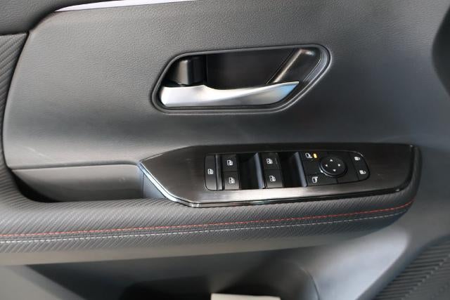 2027 Nissan Kicks SR