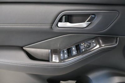 2027 Nissan Rogue Dark Armor